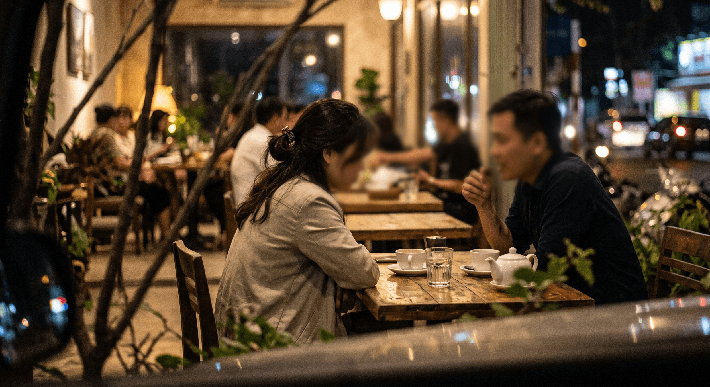 thám tử Thiên Minh theo dõi và bằng chứng ngoại tình